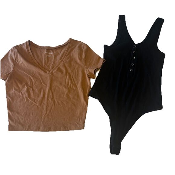 Wild Fable Women’s Shirt Bundle Size Medium Crop Top Ribbed Bodysuit - Picture 1 of 11